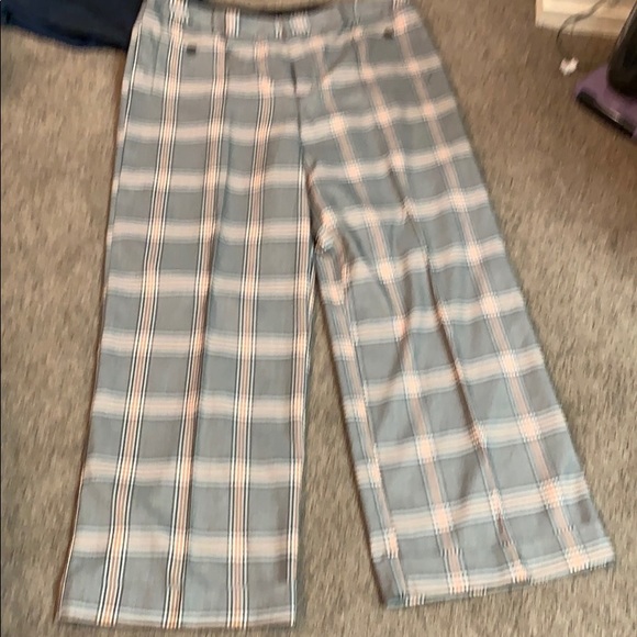 These have been worn once and Freshly dry cleaned - Picture 5 of 5